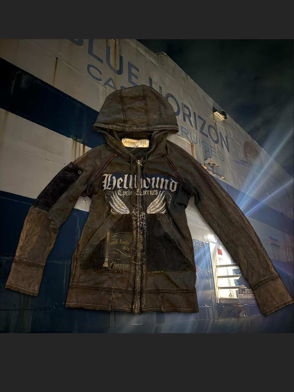 SALVAGE Hellbound Graphic Zip Hoodie in Distressed Brown. S/M